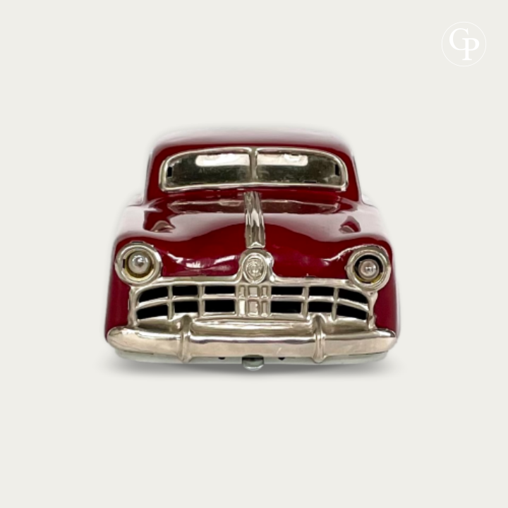 TippCo Hudson Limousine vue de face calandre chromée et phares obus rouge Burundi c.1948 US Zone Germany | Vintage TippCo Hudson Limousine tin toy car front view chrome grille and headlights Burundi red lacquer c.1948 US Zone Germany
