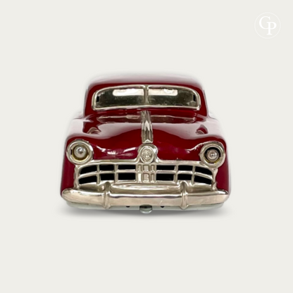 TippCo Hudson Limousine vue de face calandre chromée et phares obus rouge Burundi c.1948 US Zone Germany | Vintage TippCo Hudson Limousine tin toy car front view chrome grille and headlights Burundi red lacquer c.1948 US Zone Germany